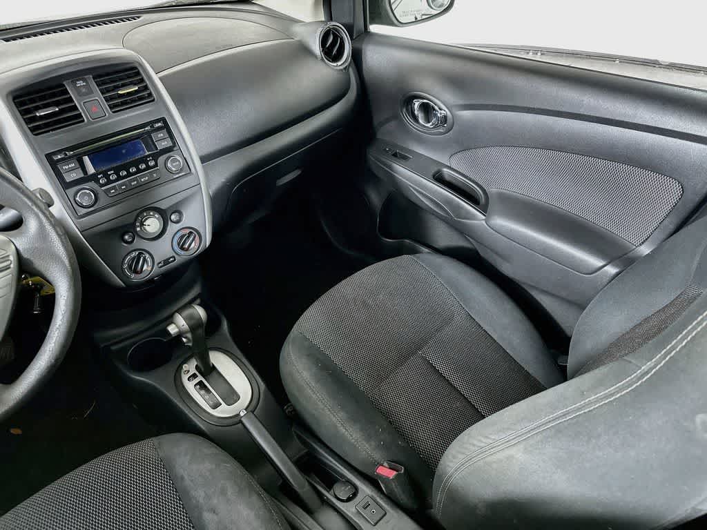 Thumbnail: 2015 Nissan Versa - 11