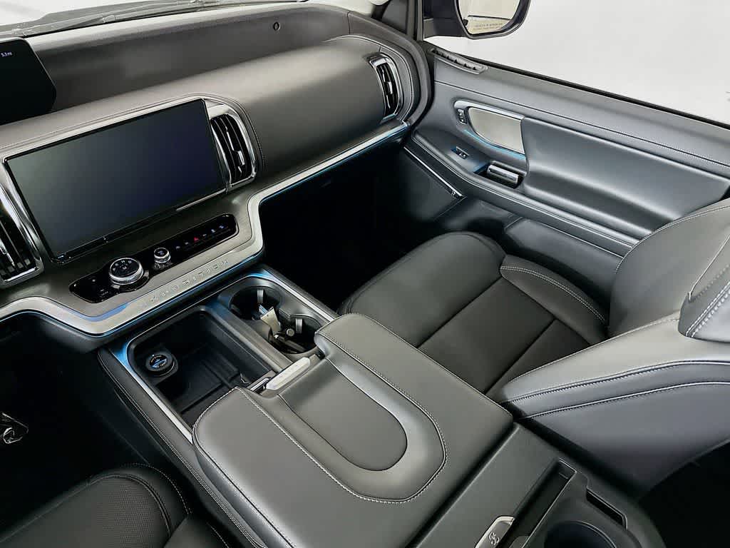 Thumbnail: 2026 Ford Expedition - 11