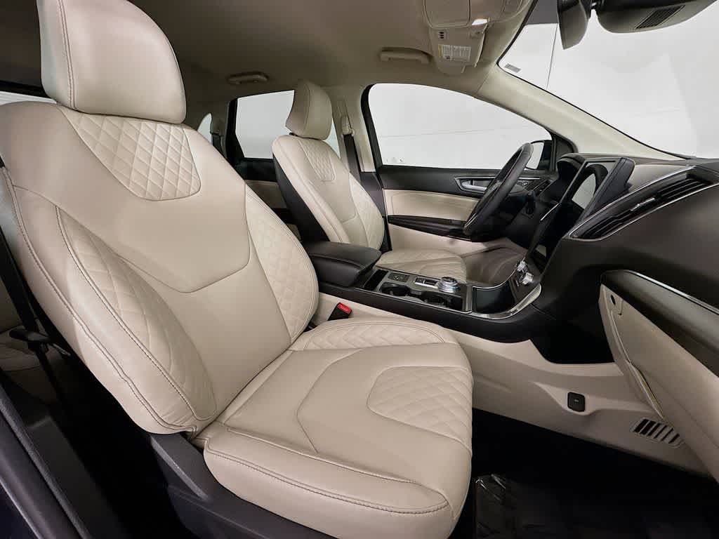 Thumbnail: 2024 Ford Edge - 15