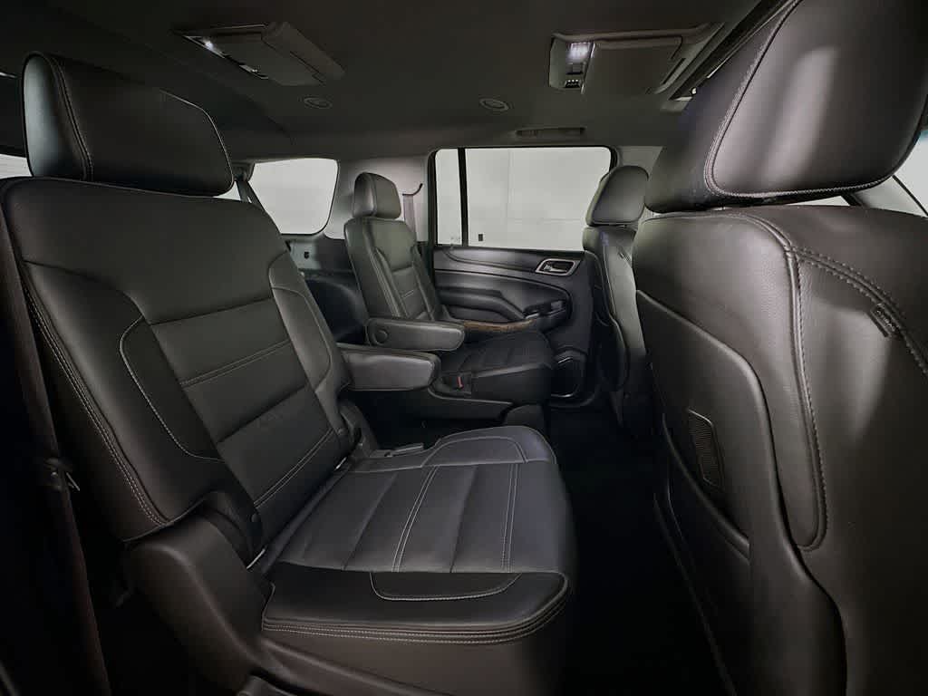 Thumbnail: 2016 GMC Yukon XL - 35