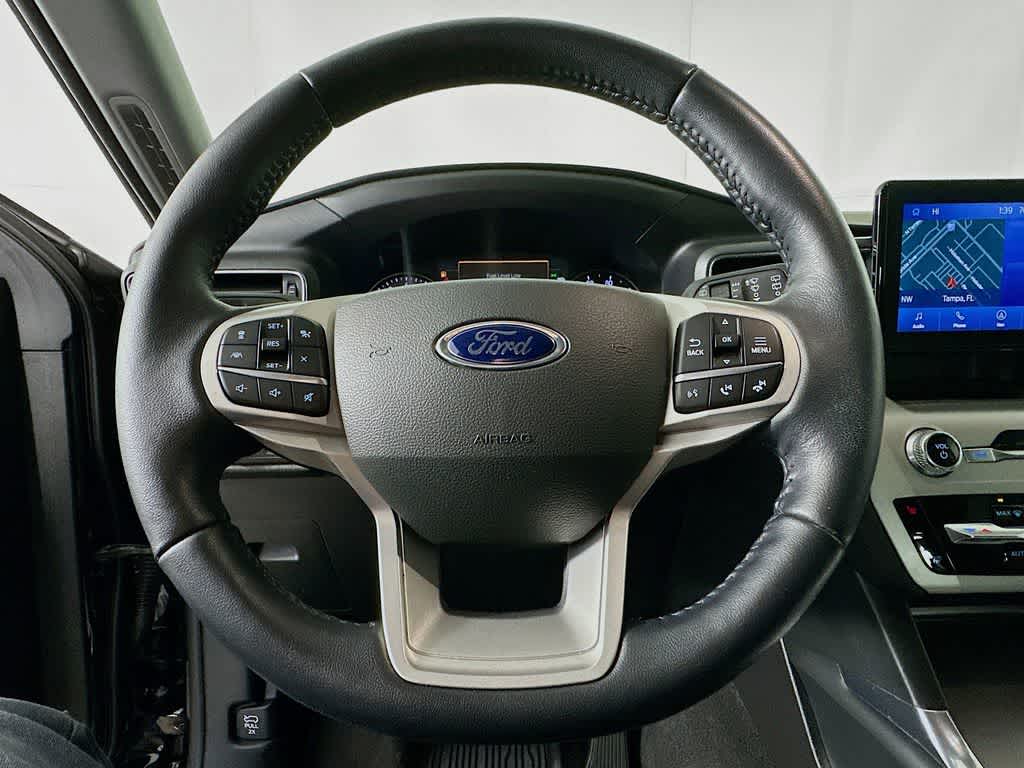 Thumbnail: 2022 Ford Explorer - 16