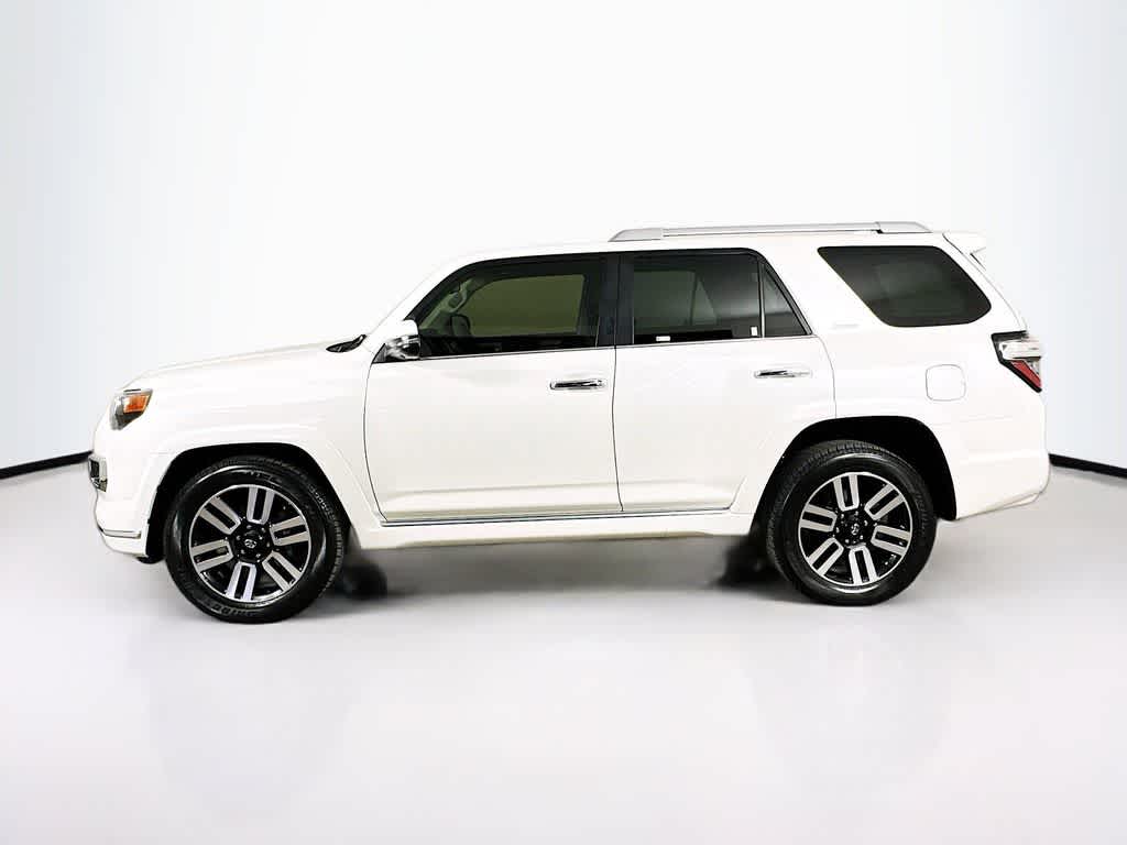 Thumbnail: 2022 Toyota 4Runner - 3