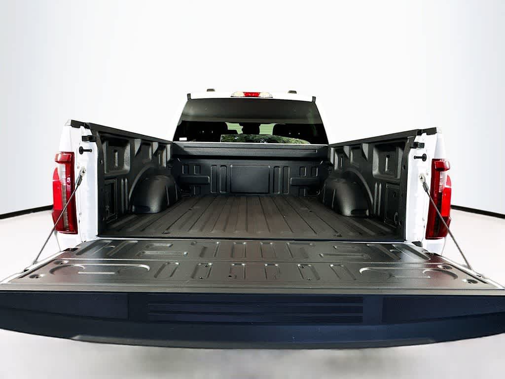 Thumbnail: 2025 Ford F-150 - 32