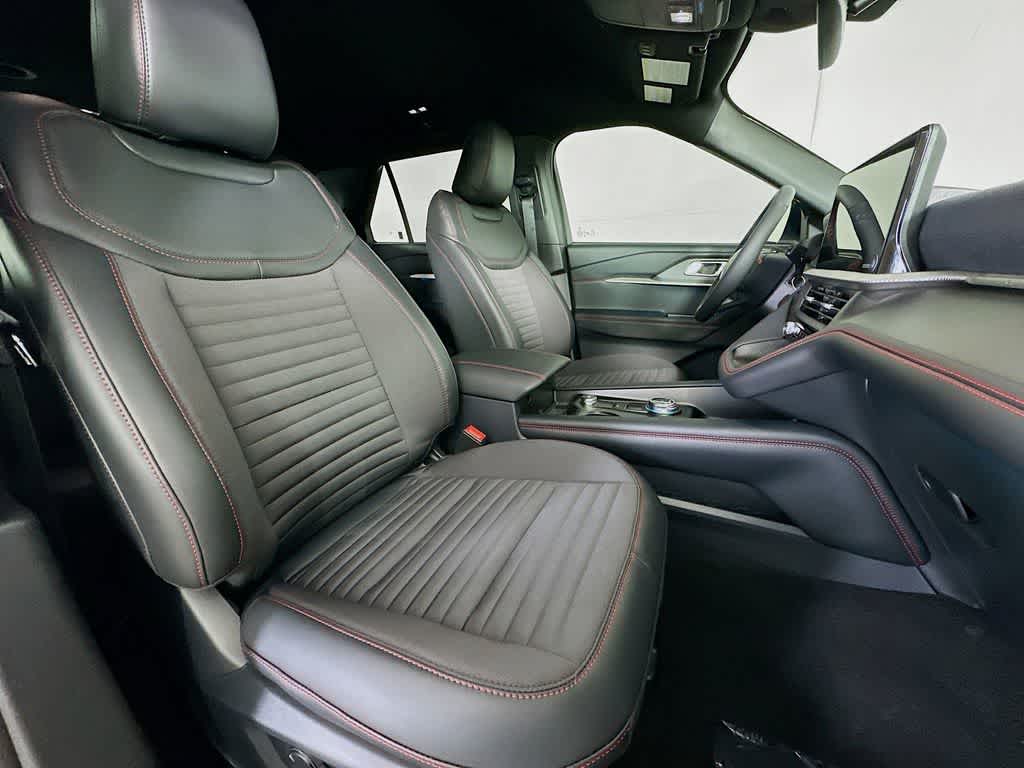 Thumbnail: 2026 Ford Explorer - 16