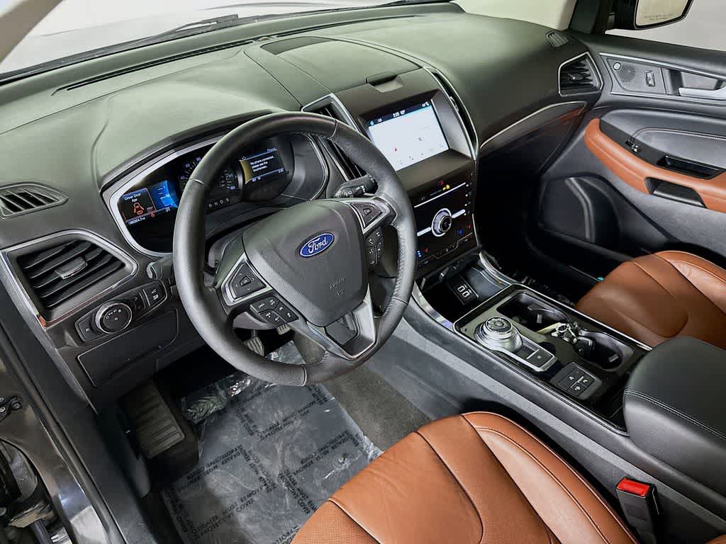 Thumbnail: 2019 Ford Edge - 2