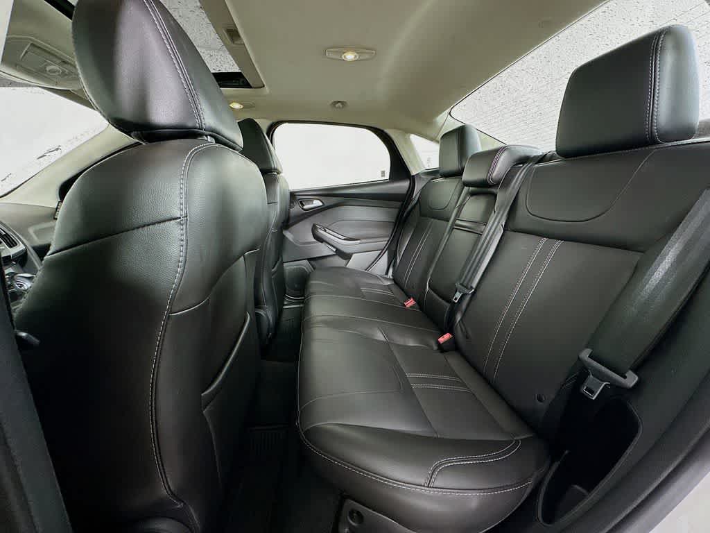 Thumbnail: 2013 Ford Focus - 13