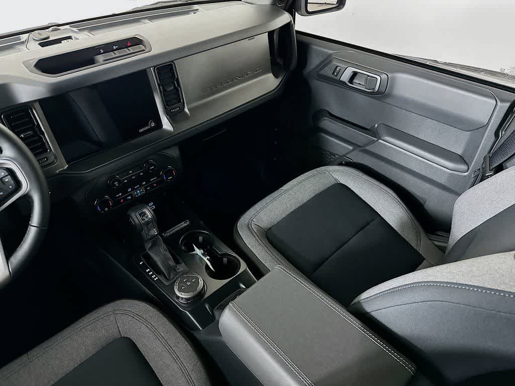 Thumbnail: 2025 Ford Bronco - 11