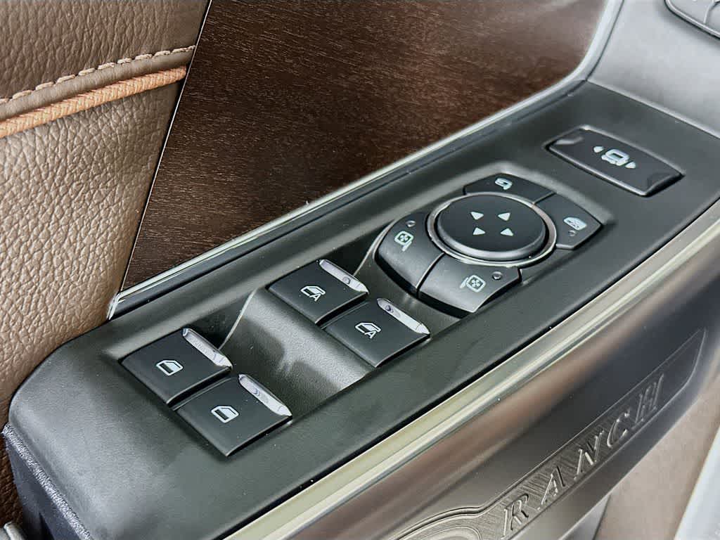 Thumbnail: 2026 Ford F-250 - 30