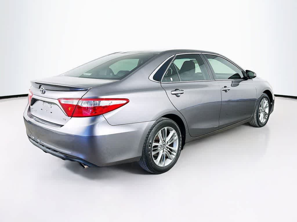 Thumbnail: 2017 Toyota Camry - 24