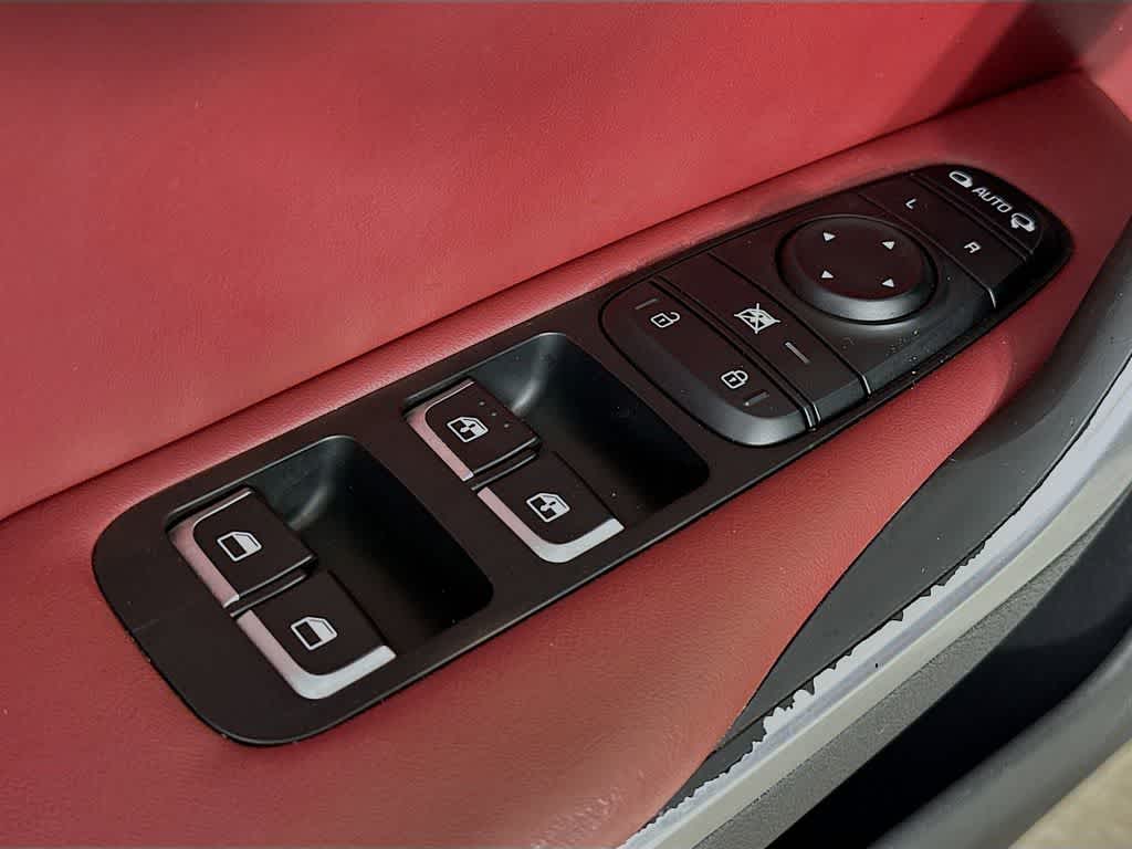Thumbnail: 2019 Kia Stinger - 30