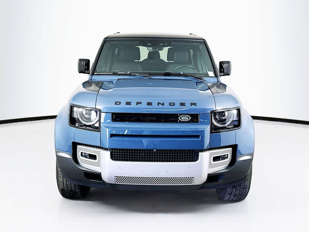 Thumbnail: 2023 Land Rover Defender - 6