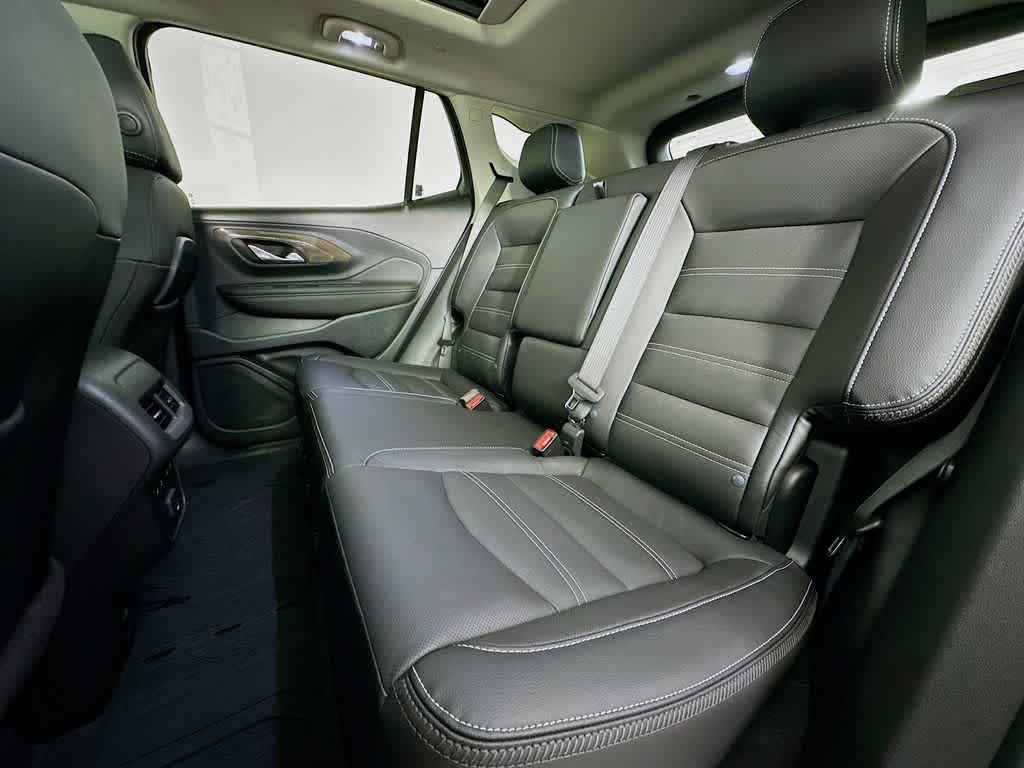 2022 GMC Terrain Denali 14