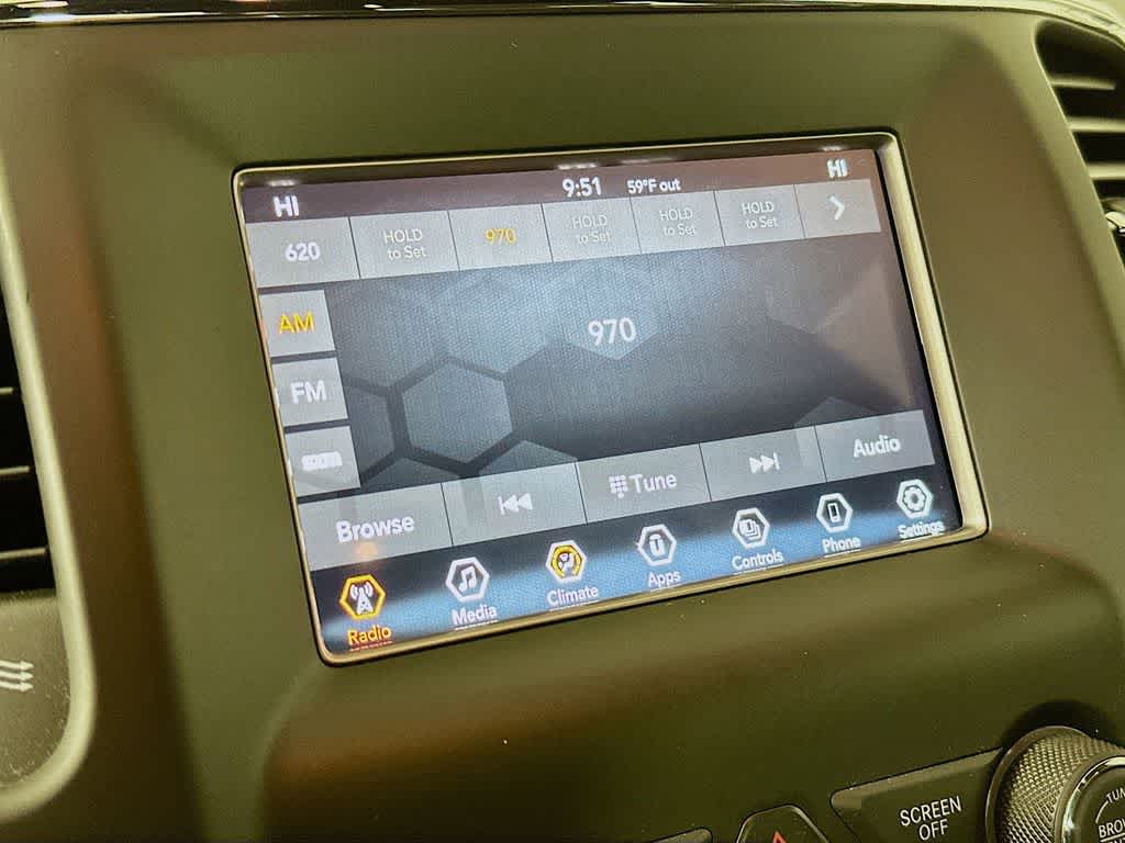 Thumbnail: 2021 Jeep Grand Cherokee - 17