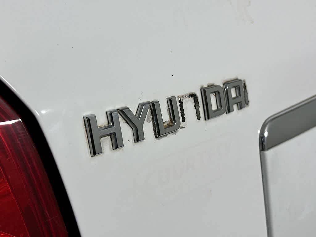Thumbnail: 2005 Hyundai Tucson - 7