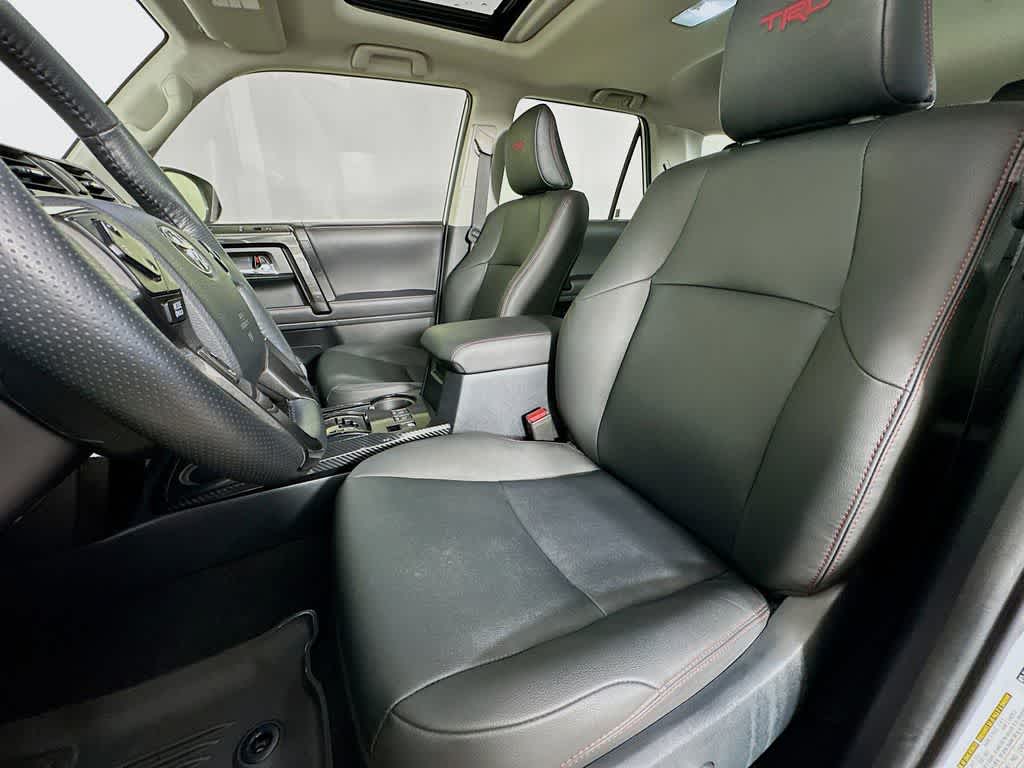 2024 Toyota 4Runner TRD Off Road 12