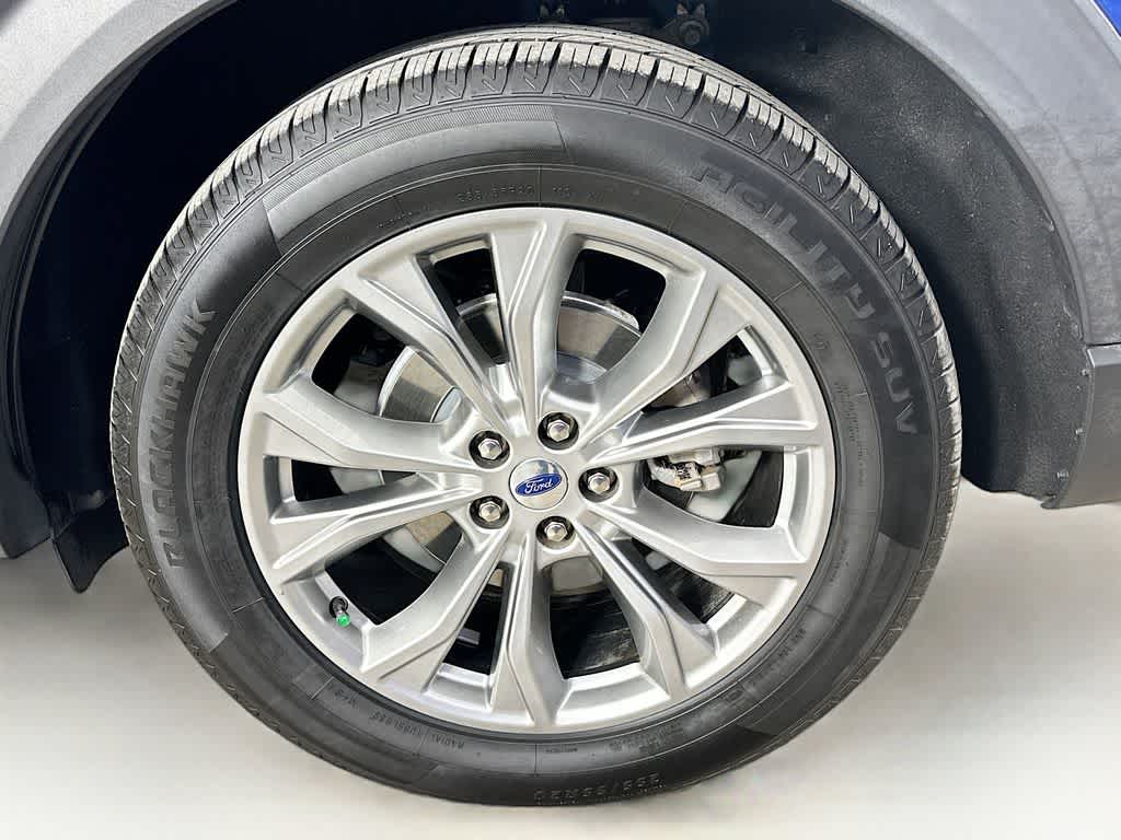 Thumbnail: 2021 Ford Explorer - 8