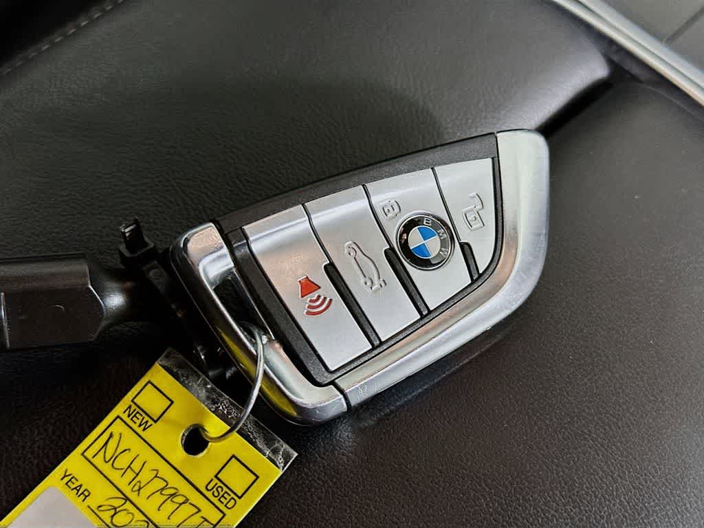 Thumbnail: 2022 BMW 8 Series - 21