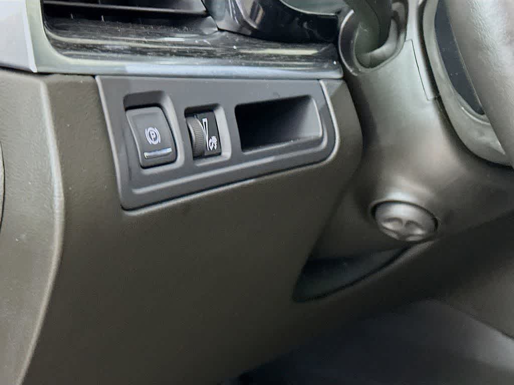 Thumbnail: 2023 Cadillac XT5 - 27