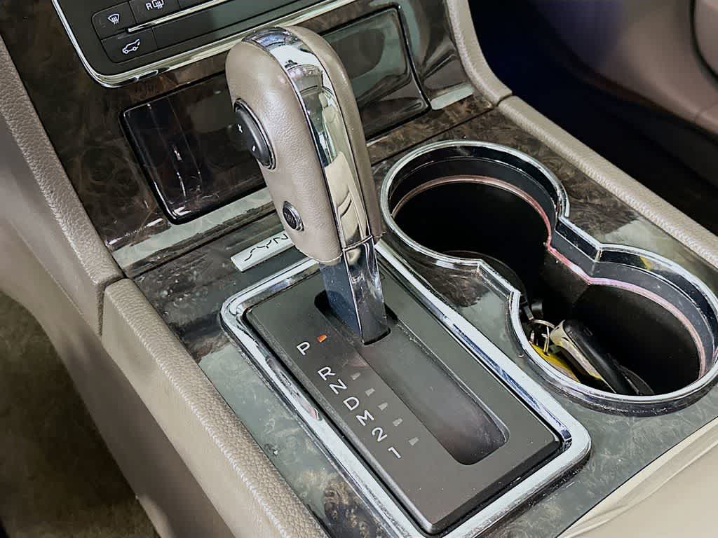 Thumbnail: 2016 Lincoln Navigator - 18