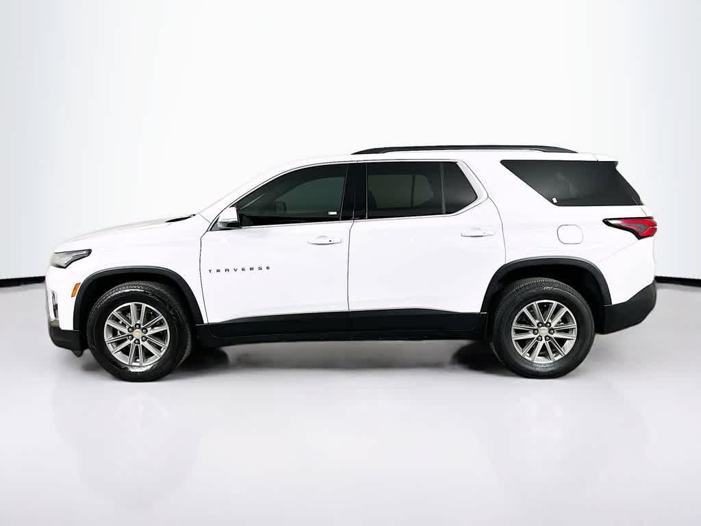 Thumbnail: 2022 Chevrolet Traverse - 3