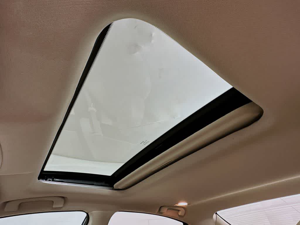 Thumbnail: 2017 Nissan Altima - 30