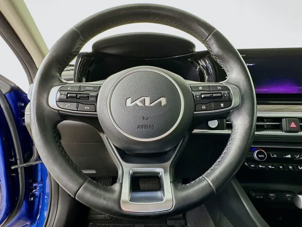 Thumbnail: 2022 Kia K5 - 16