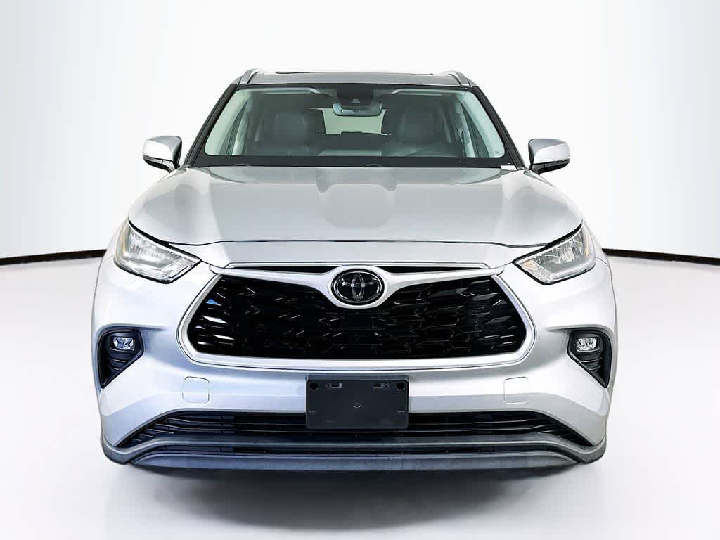 Thumbnail: 2020 Toyota Highlander - 6