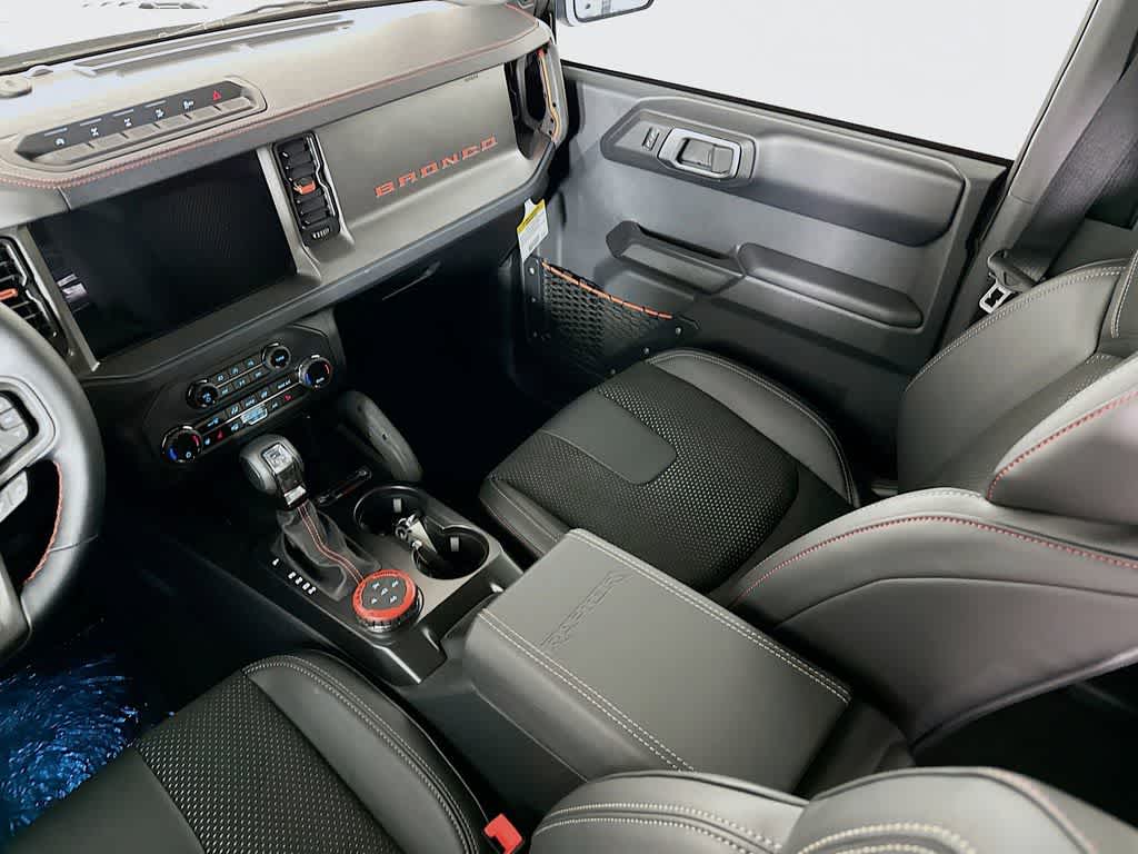 Thumbnail: 2025 Ford Bronco - 11