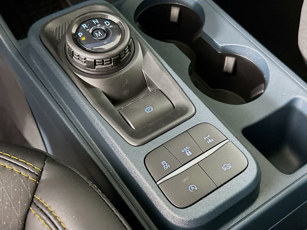 Thumbnail: 2025 Ford Maverick - 18