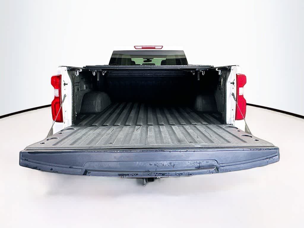 Thumbnail: 2021 Chevrolet Silverado 1500 - 21