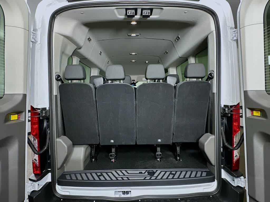 Thumbnail: 2025 Ford Econoline - 19