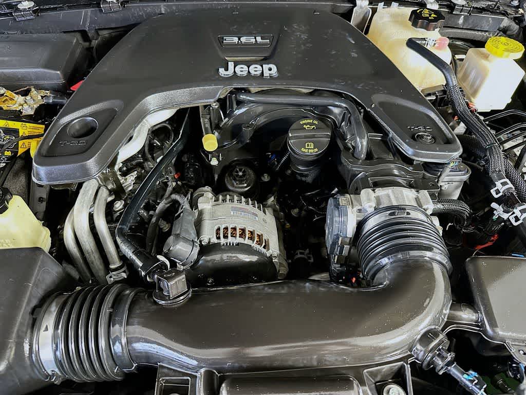 Thumbnail: 2021 Jeep Gladiator - 9