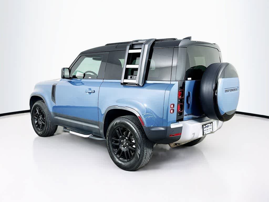 Thumbnail: 2023 Land Rover Defender - 4