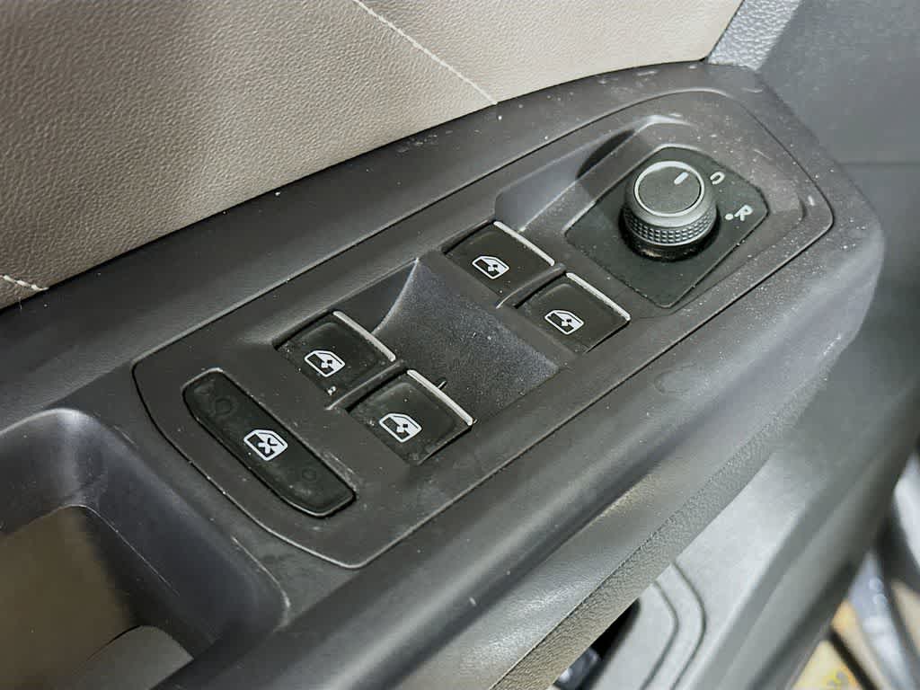 Thumbnail: 2021 Volkswagen Atlas - 28