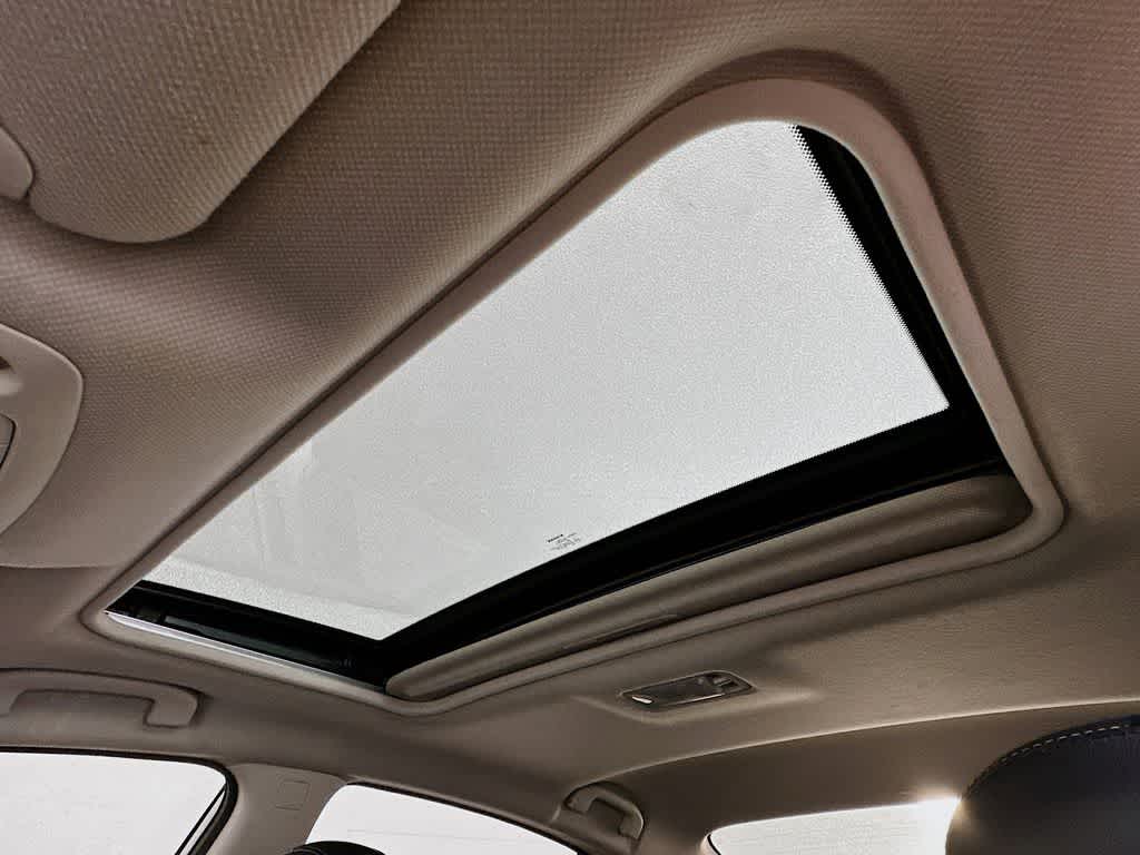 Thumbnail: 2014 Nissan Sentra - 31