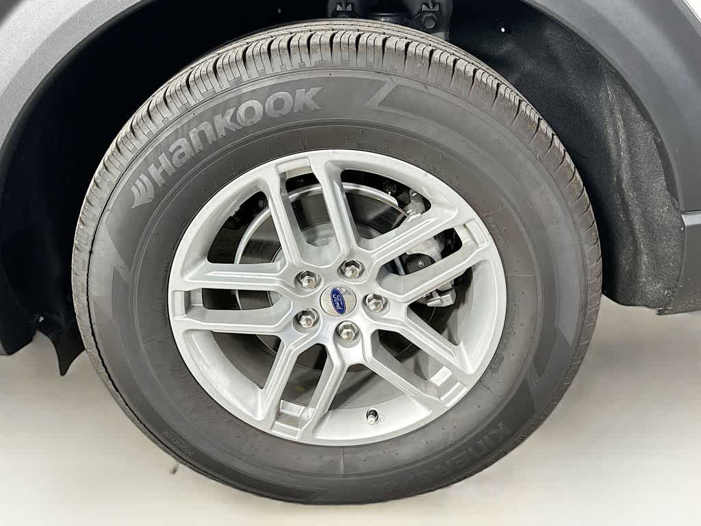 Thumbnail: 2025 Ford Explorer - 8