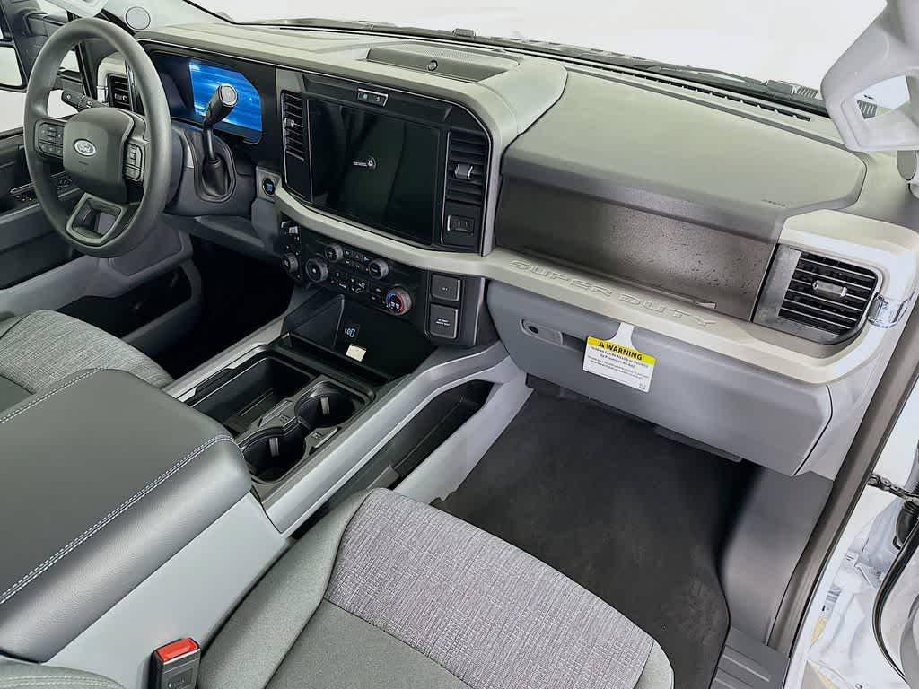 Thumbnail: 2026 Ford F-250 - 33