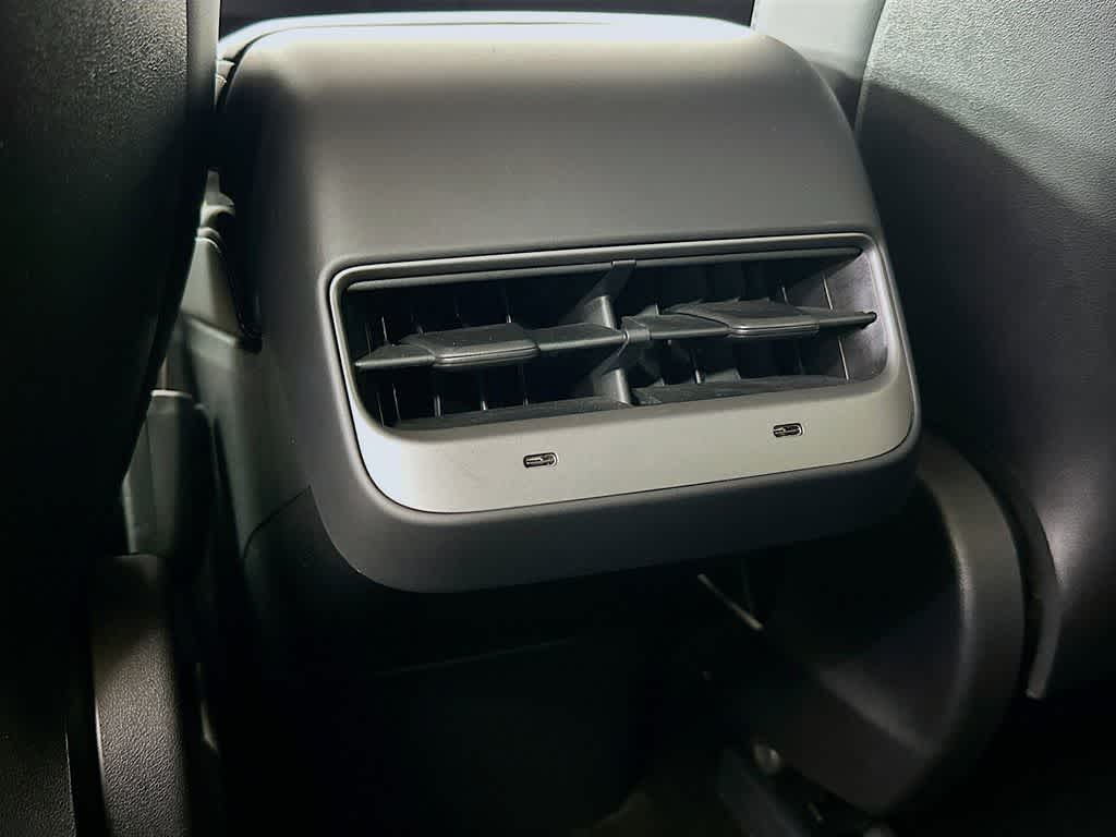 Thumbnail: 2021 Tesla Model 3 - 12