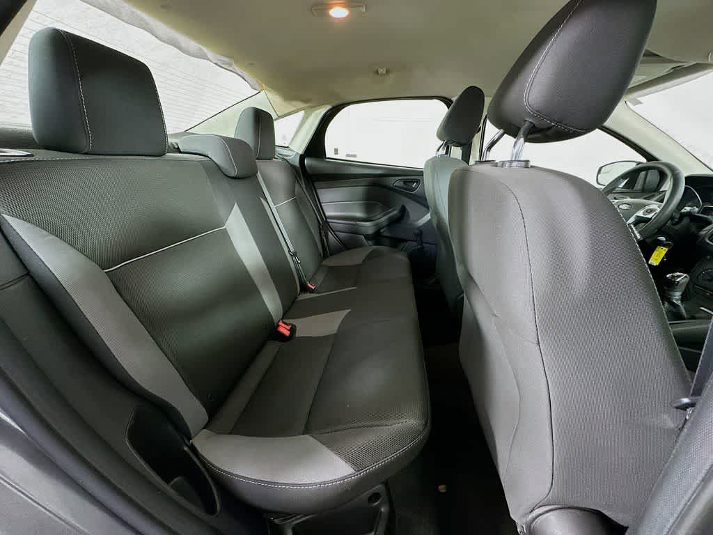 Thumbnail: 2013 Ford Focus - 27