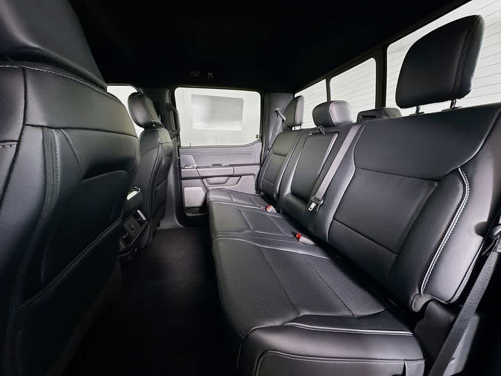 2025 Ford F-150 Lariat 14