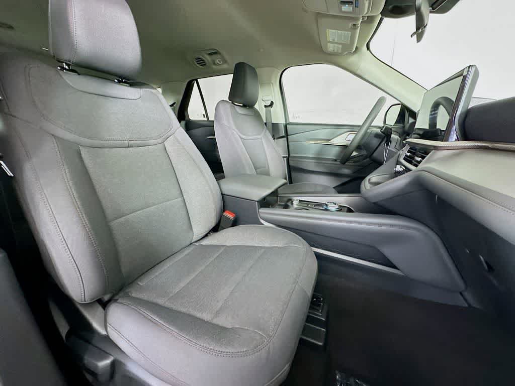 Thumbnail: 2026 Ford Explorer - 13