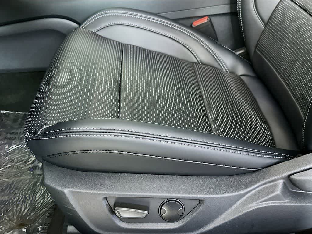 Thumbnail: 2025 Ford Mustang - 29