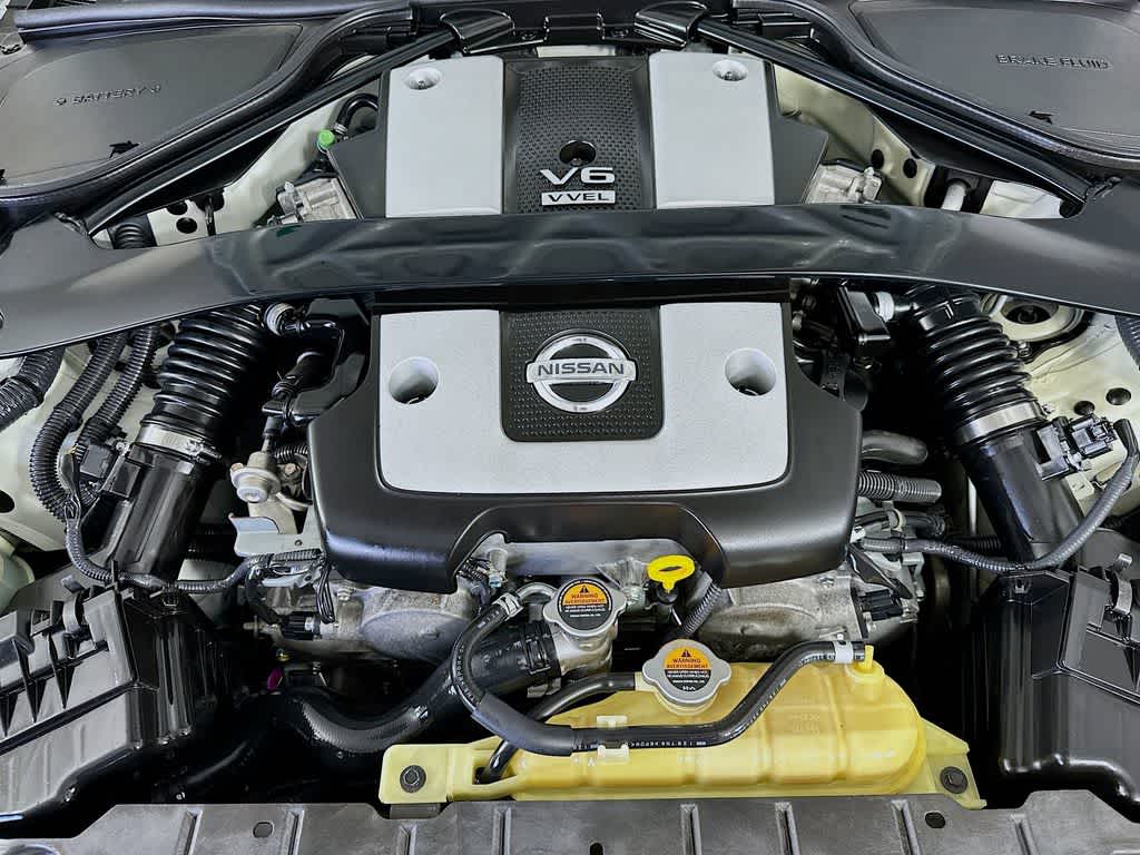 Thumbnail: 2013 Nissan Z - 9