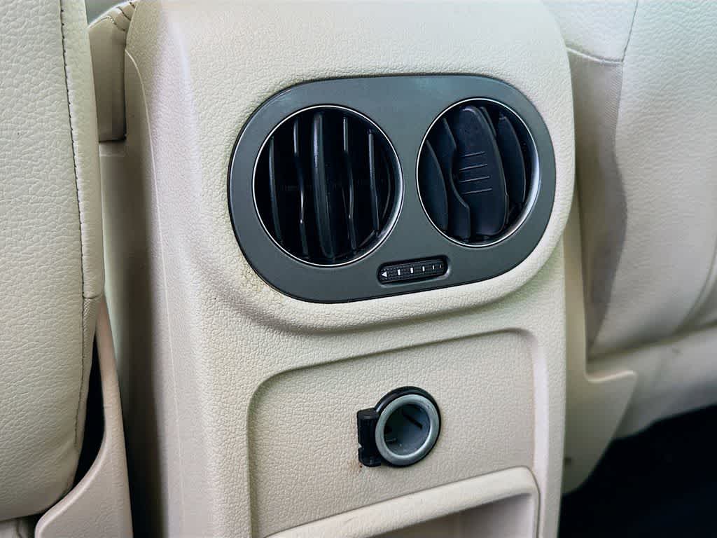 Thumbnail: 2015 Volkswagen Tiguan - 13