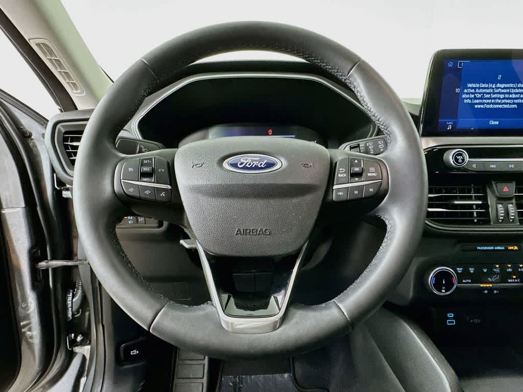 Thumbnail: 2023 Ford Escape - 16