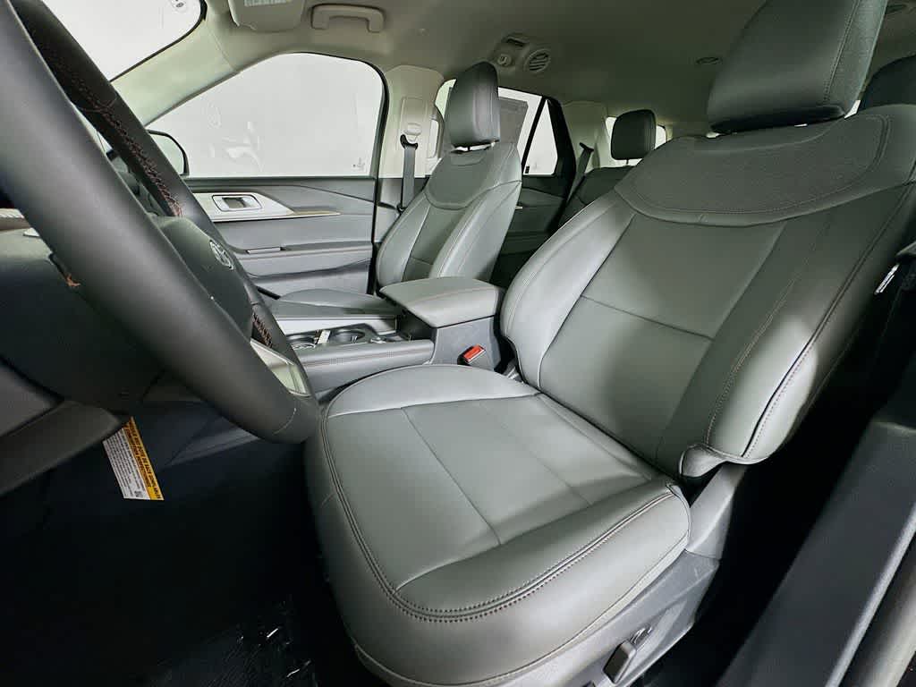 Thumbnail: 2025 Ford Explorer - 12