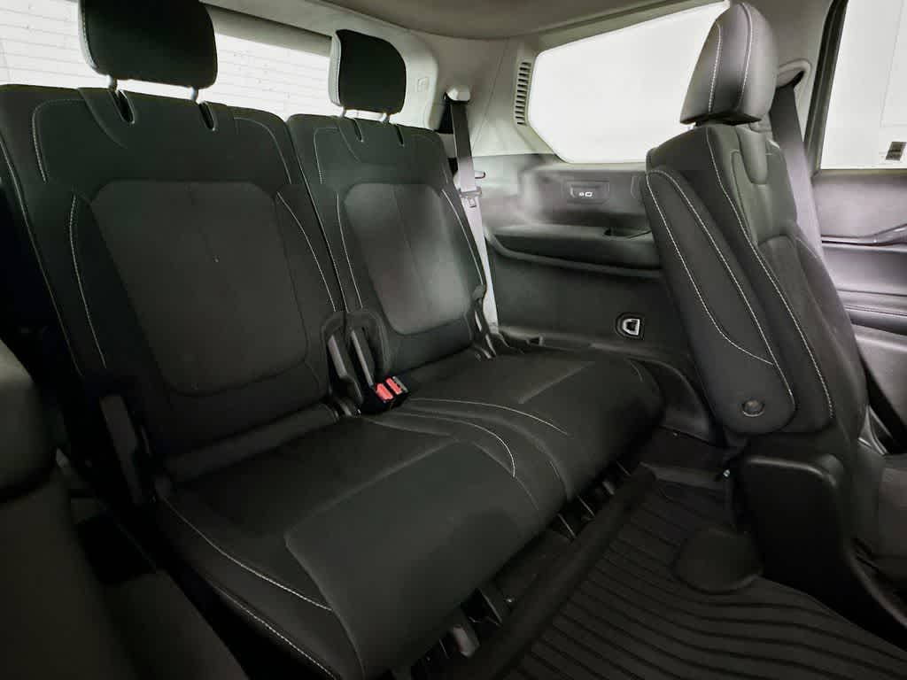 Thumbnail: 2022 Jeep Grand Cherokee L - 30