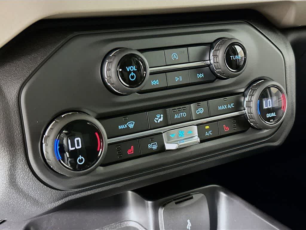 Thumbnail: 2025 Ford Bronco - 18