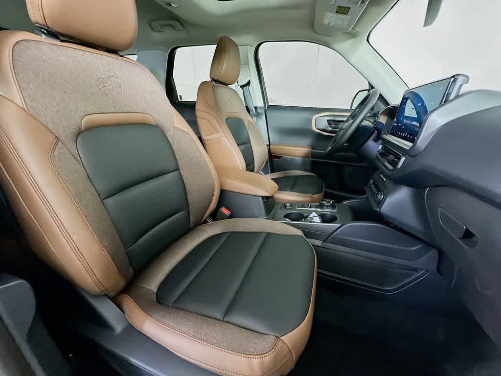 Thumbnail: 2025 Ford Bronco Sport - 15