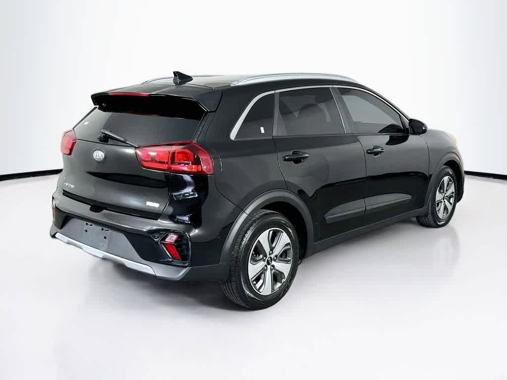 Thumbnail: 2020 Kia Niro - 24